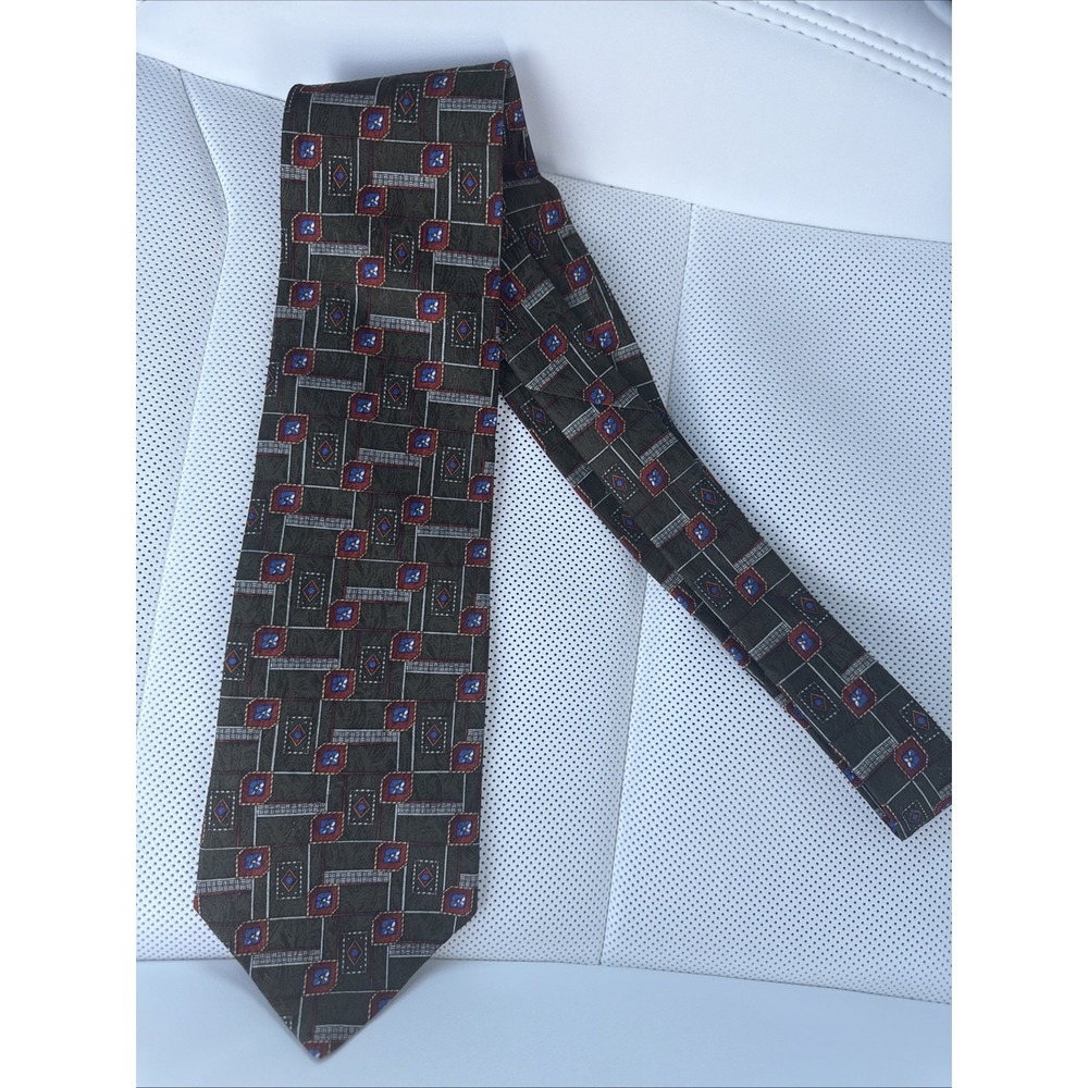 Louis Feraud Men's Silk Necktie Green Red Blue Geometric Designer Classic Tie